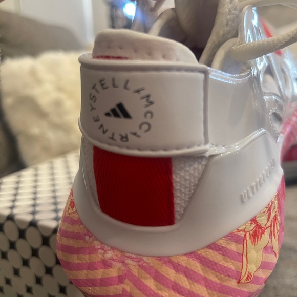 Stella McCartney adidas Ultra Boost 22 - Picture 7 of 11